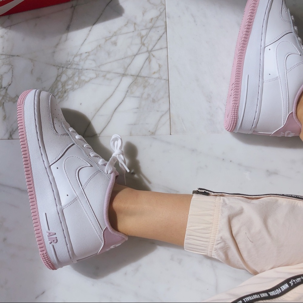 Air force 1 Lilly ( NO TRADE) - Picture 2 of 14
